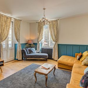 Appartement à 3 Chambres à Coucher