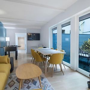 Appartement à 3 Chambres à Coucher