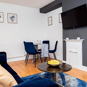 Cosy Oxford Getaway With Free Parking, Minutes From City Centre