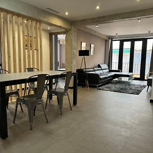 Appartement à 3 Chambres à Coucher