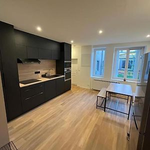 Appartement à 3 Chambres à Coucher