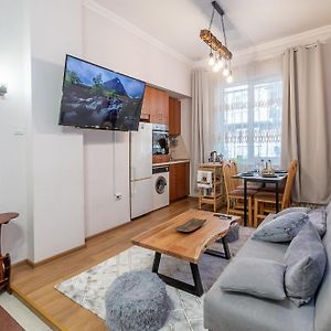 Appartement à 2 Chambres à Coucher