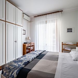 Visarno & University Roomy Flat X6 With Parking