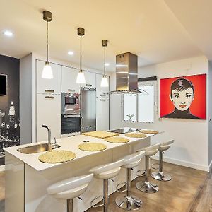 Appartement à 3 Chambres à Coucher