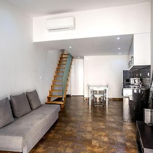 Cozy Ground Floor Studio With Ac And Loft Bedroom