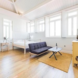 Frei Yellow Studio