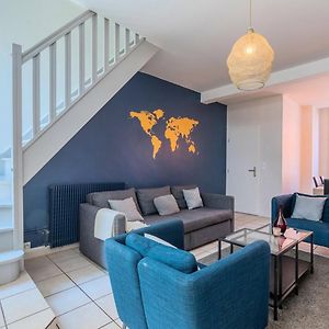 4 Bedroom & 4 Bathroom House Close To Parc Barbieux