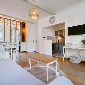 Appartement à 2 Chambres à Coucher