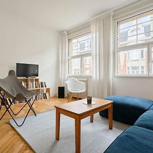 Appartement à 2 Chambres à Coucher