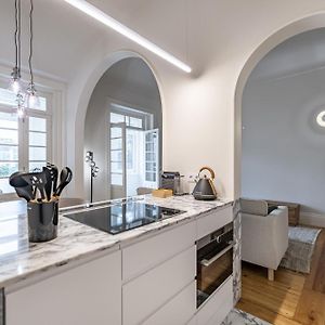 Appartement à 3 Chambres à Coucher