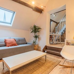 Appartement à 2 Chambres à Coucher
