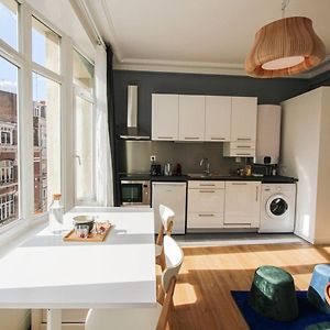 Fully-Equipped Apartment In City Center + Parking
