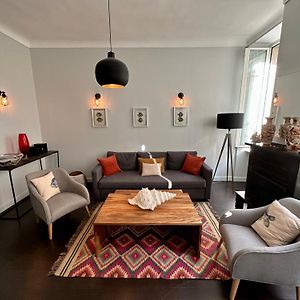 Appartement à 2 Chambres à Coucher