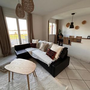 Appartement à 2 Chambres à Coucher
