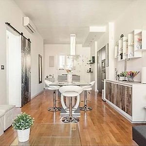 City Life Milan Apartment - Wi-Fi & Smart Tv