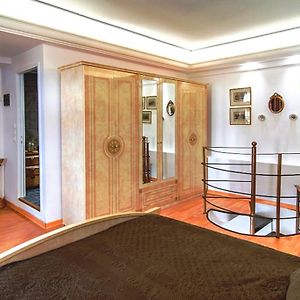 Villa à 2 Chambres à Coucher
