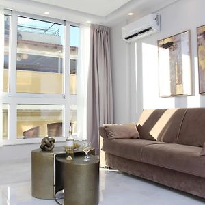 Central Metropolis Luxury Living