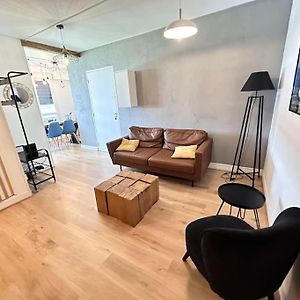 Appartement à 3 Chambres à Coucher