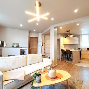 Appartement à 2 Chambres à Coucher