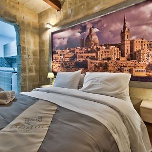 Laparelli Suite 1