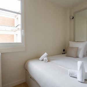 The Carla Suite Eiffel Tower View