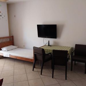 Home Sweet Home 3 - Guest House