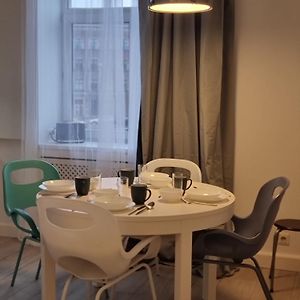 Appartement à 2 Chambres à Coucher