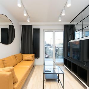Appartement à 2 Chambres à Coucher