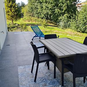 Maison D'Hote Au Bord De La Riviere Avec Jacuzzi