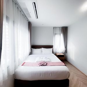Chambre Budgétée Lit King-Size