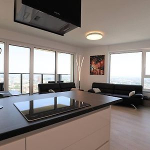 Appartement à 2 Chambres à Coucher