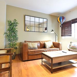 Appartement à 2 Chambres à Coucher