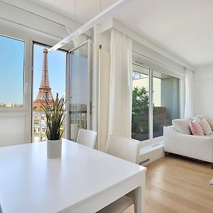 Magical Modern Apartment Eiffel Tower, Paris The Million Dollar View