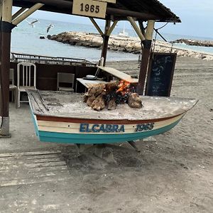 Malaga Beach, Pedregalejo Apt.4/6 2 Hab.