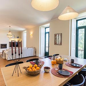 Appartement à 3 Chambres à Coucher