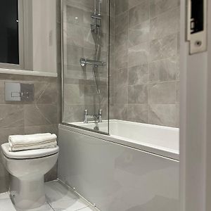 Chambre Lit Queen-Size