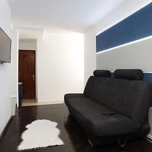 1 Bdrm Apartment In City Center