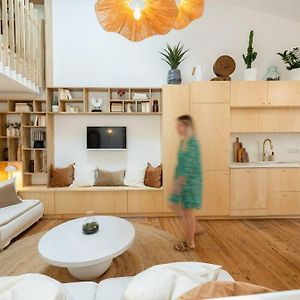 Appartement à 3 Chambres à Coucher