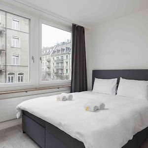 Urban Oasis With Queen Bed And View Be-28
