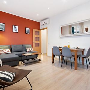 Recently Renovated 2 Bedroom Apartment In Eixample