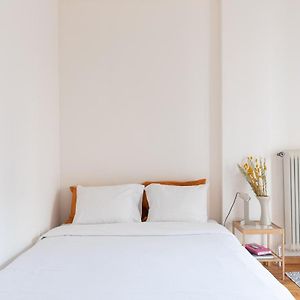 Studio With Sunny Balcony In Exarcheia