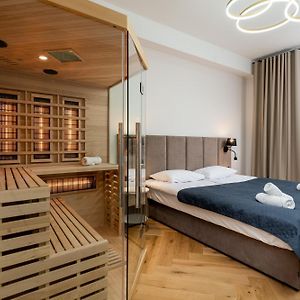 Spa Bedrooms With Sauna&Bath And Free Parking