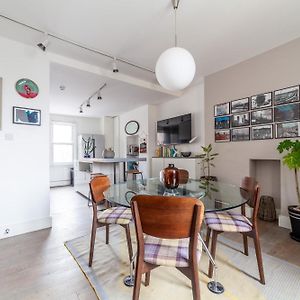 Appartement à 3 Chambres à Coucher