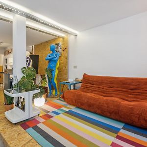 Cosy Art Studio Near Station With Bikes And Garden