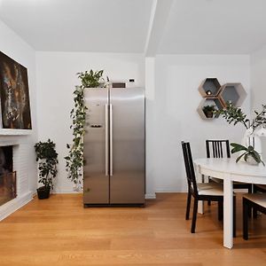 Large Apartment - Luxurious Neighborhood - 8 Pax