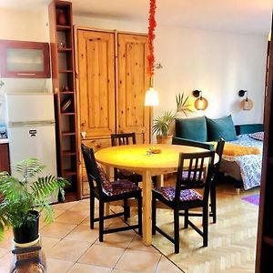 Feel Like Home In Warsaw