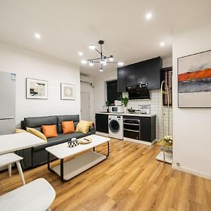 Appartement à 3 Chambres à Coucher