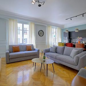 Appartement à 2 Chambres à Coucher
