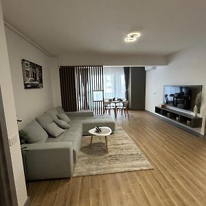 B.L Apartaments