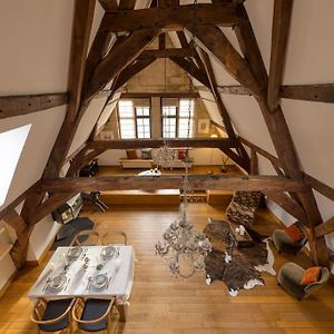 Appartement à 3 Chambres à Coucher